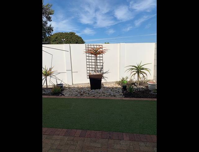 3 BEDROOM DUPLEX TO LET IN TOWNSEND ESTATE